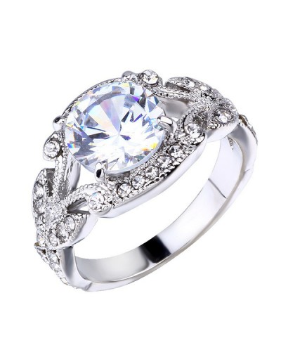 Exquisito anillo en oro blanco con hoja Moissanite vintage y diamante